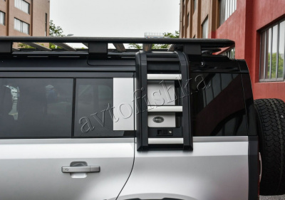 Land Rover Defender 90, 110 (20-) выдвижная лестница для доступа на крышу